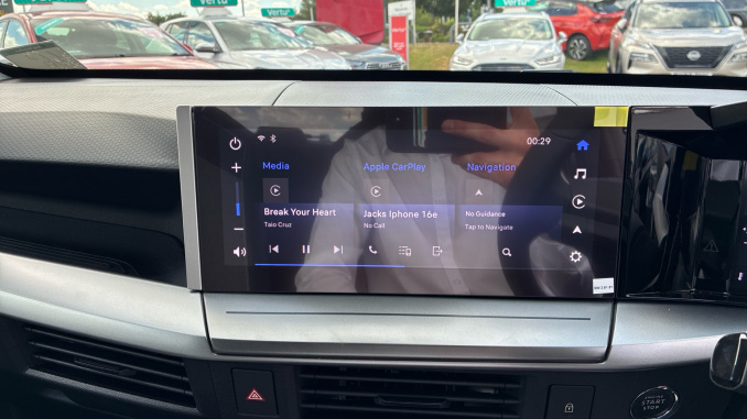 Vauxhall Frontera 1.2 Hybrid [110] Ultimate 5dr e-DCT6 Petrol Estate - Image 40